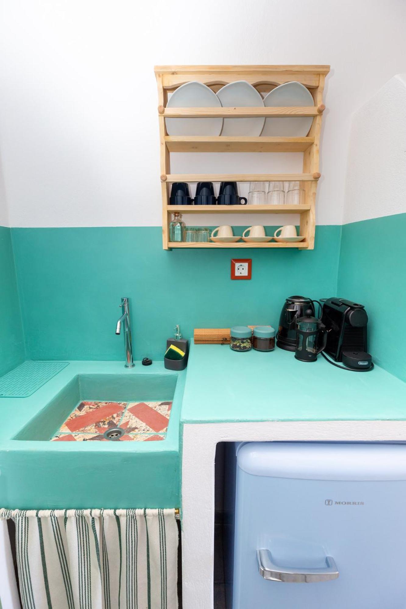 Ailouros Summer Hotel Schoinoussa Bagian luar foto