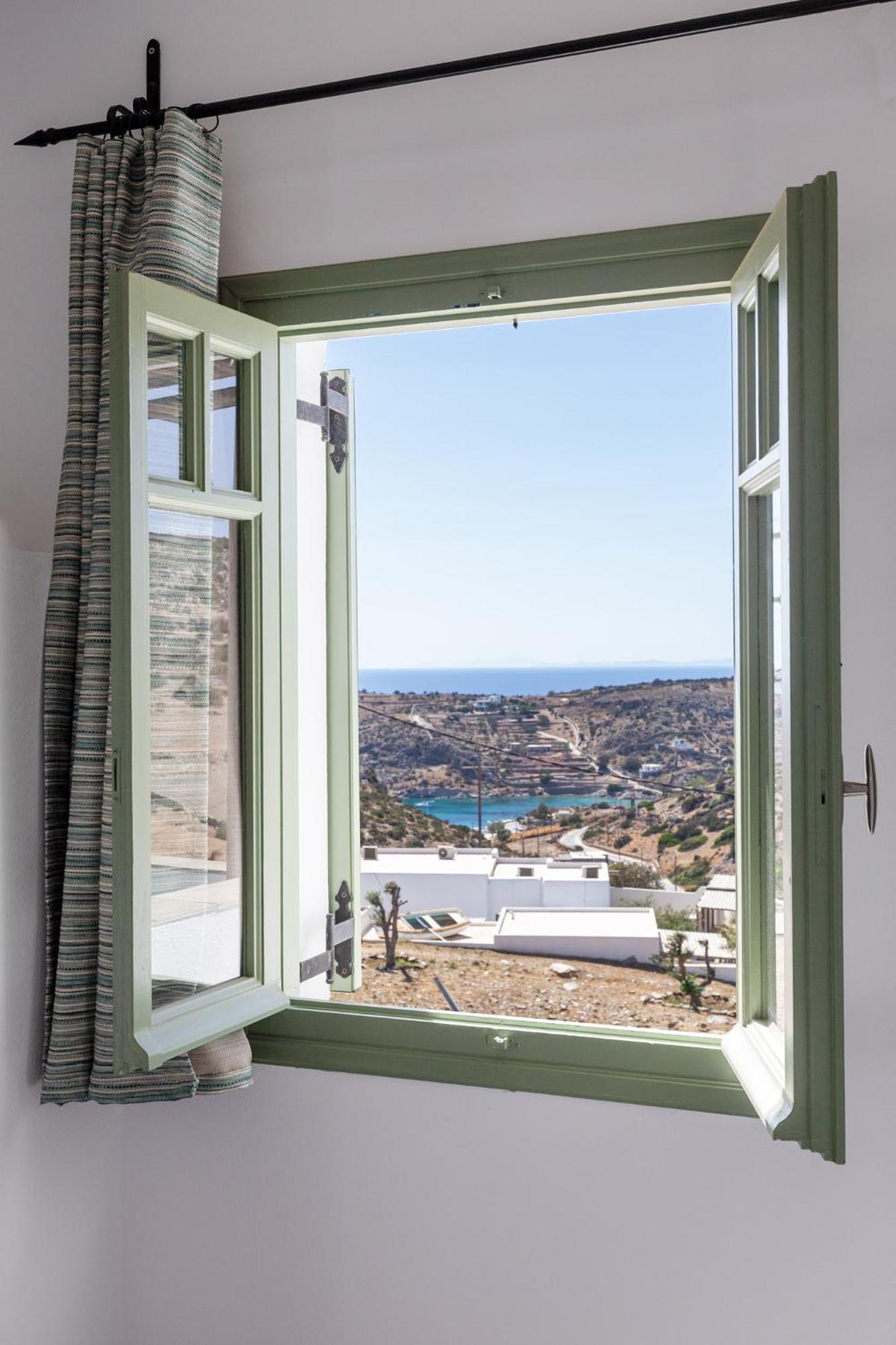 Ailouros Summer Hotel Schoinoussa Bagian luar foto